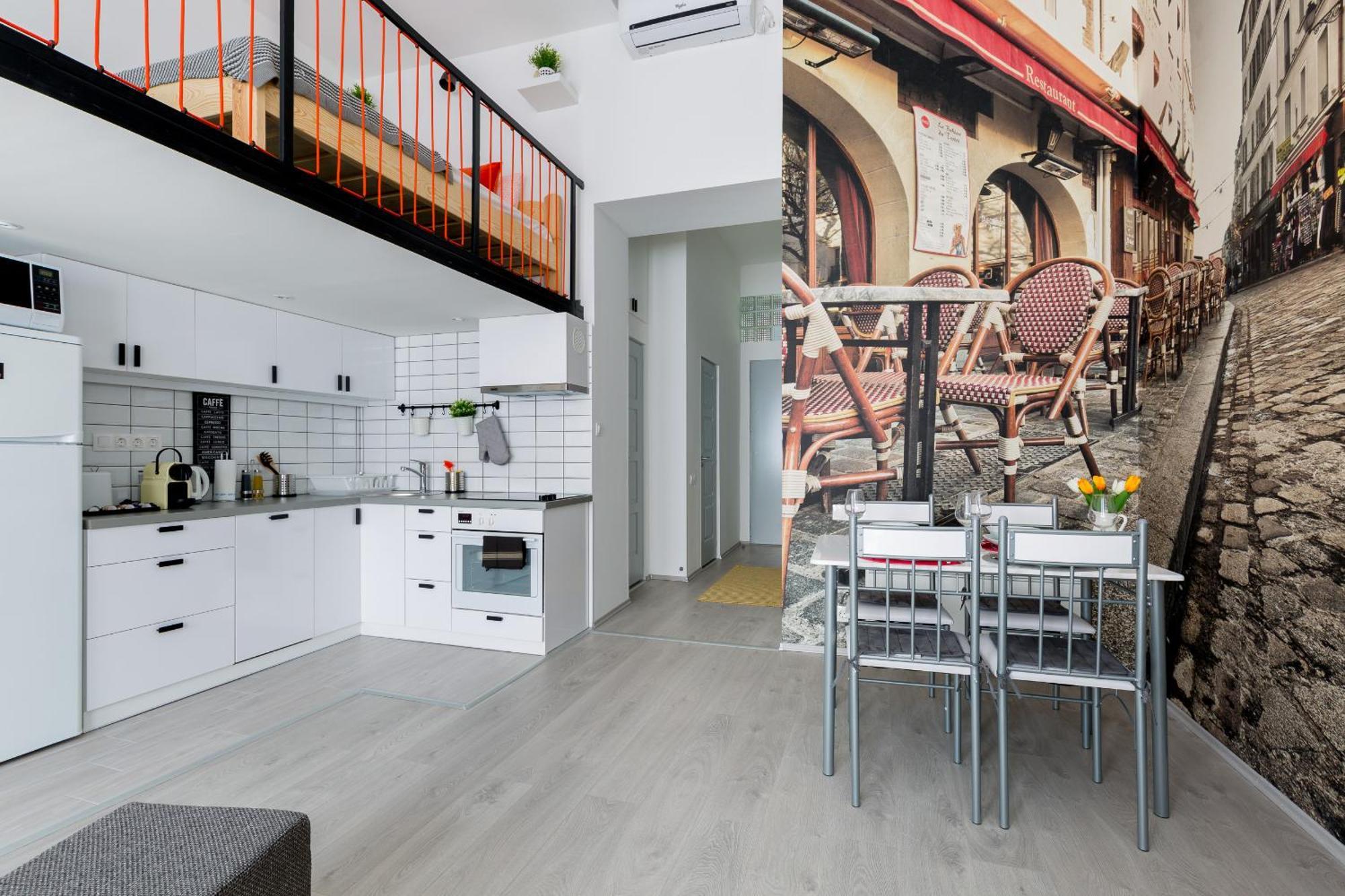 Apartment Cobblestone Quarters With A Wave Of Colour
